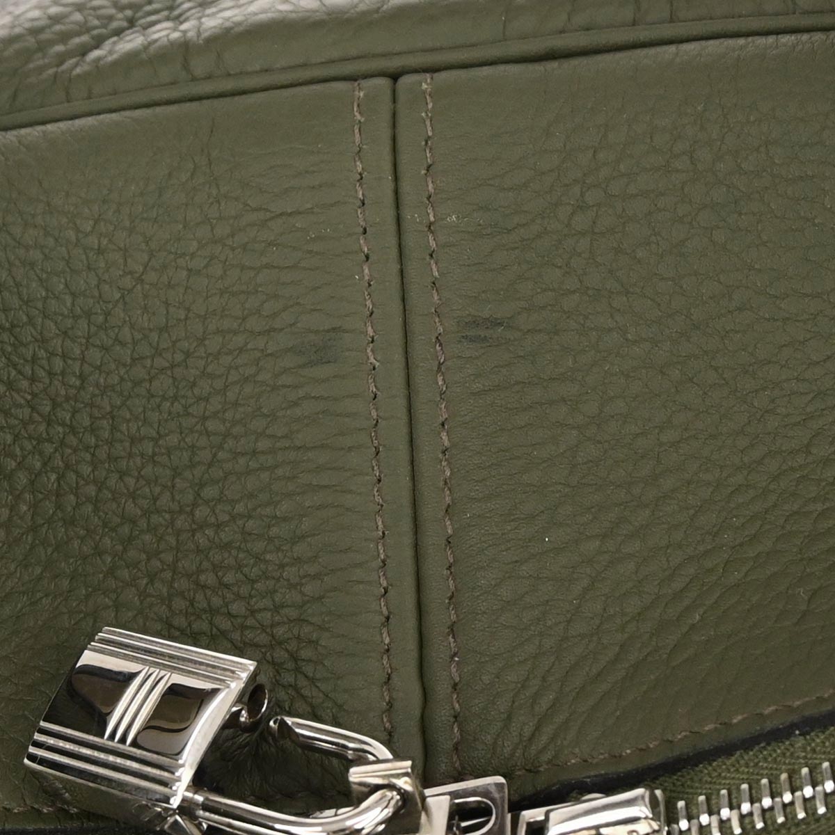 Hermes Olive Green Taurillon Clemence Victoria 50 Travel Handbag