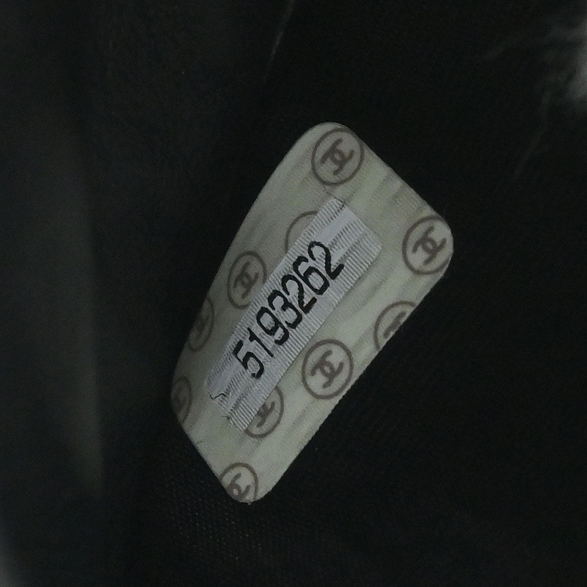 Chanel 1997-1999 Black Caviar Skin Bifold Wallet Purse