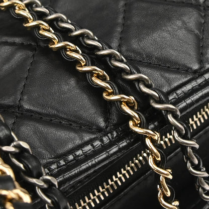 Chanel 2018 Black Lambskin Calfskin Large Gabrielle Shoulder Bag