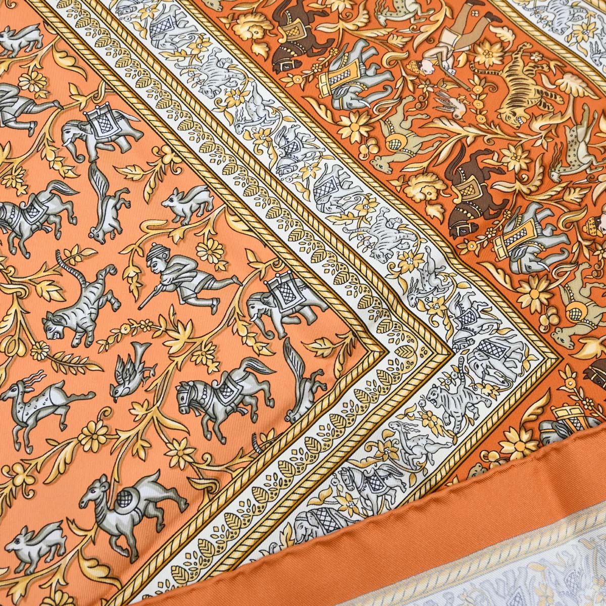 Hermes Scarf Carre 90 Chasse en Inde Orange Small Good