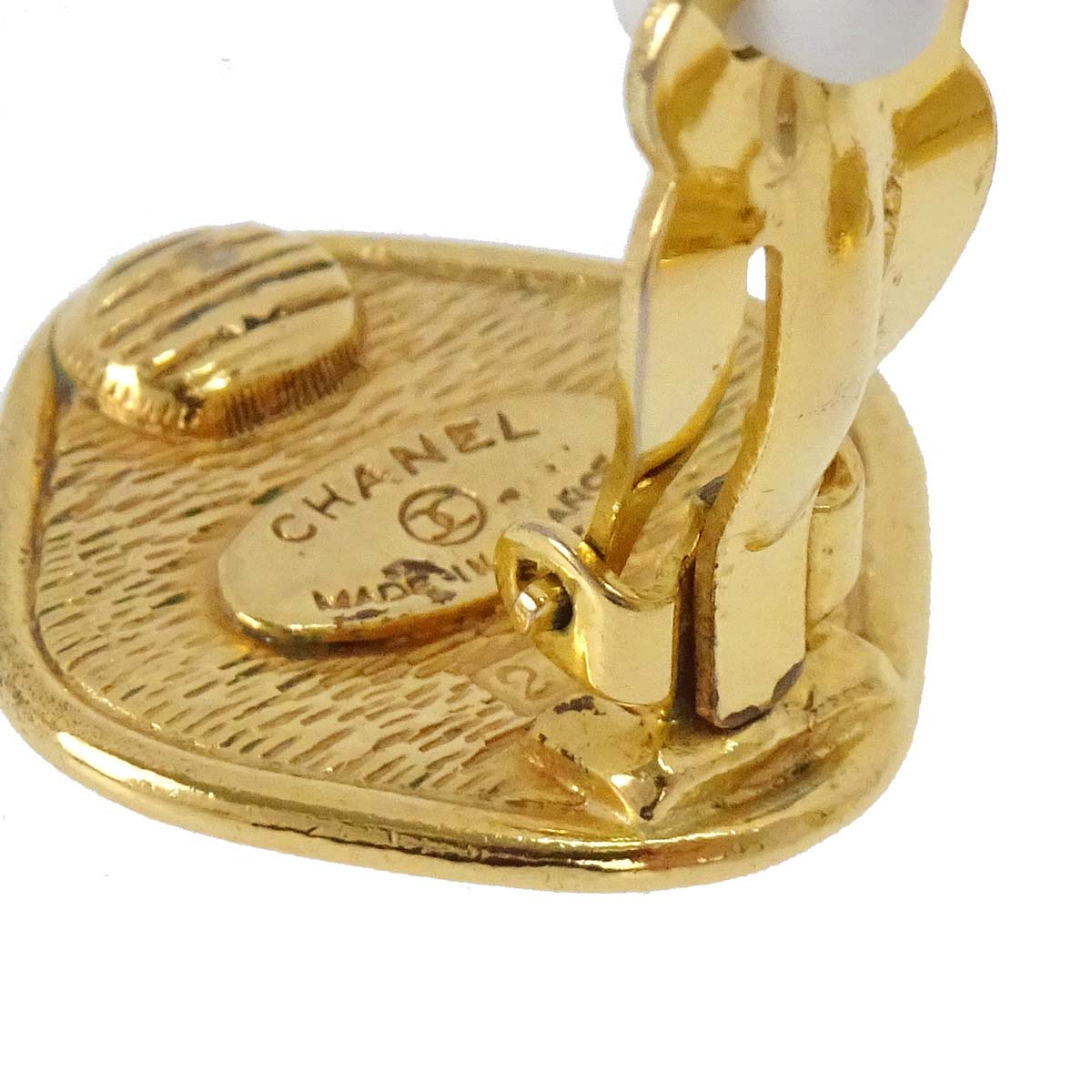 Chanel Rhombus Clip-On Earrings Gold 2441