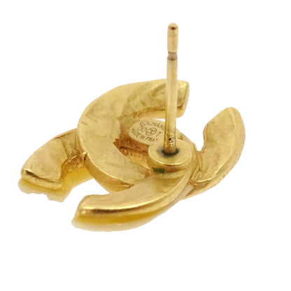 Chanel Pierced Earrings CC Gold 00T
