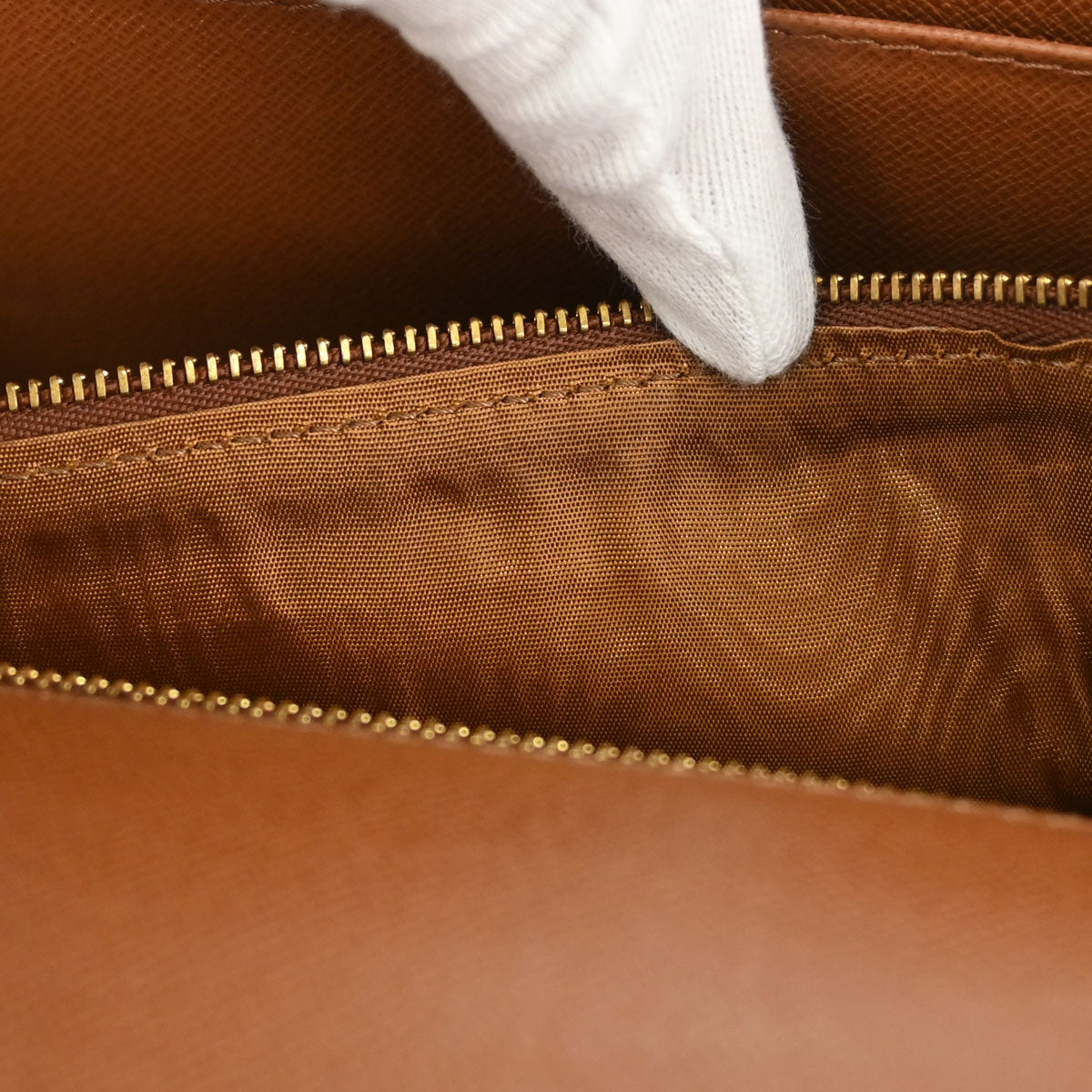 Louis Vuitton Monogram Pochette Dame GM Clutch Bag M51810