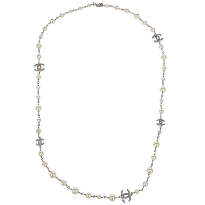Chanel CC Chain Pendant Necklace Silver Costume Pearl Rhinestone B14C