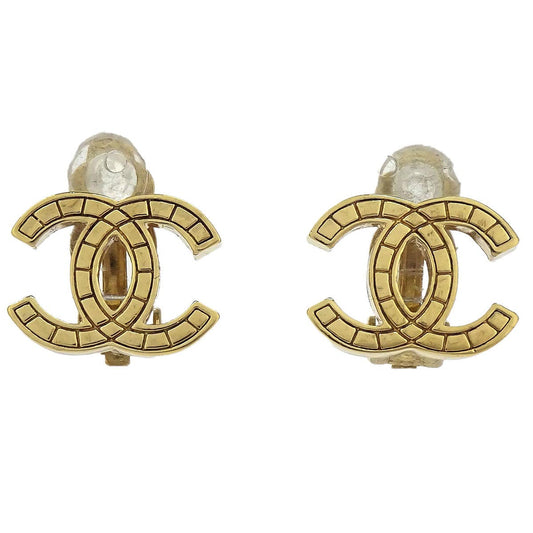 Chanel Gold CC Clip-On Earrings 03P