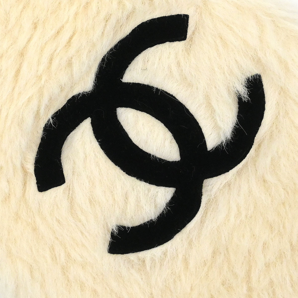 Chanel * Alpaca Scarf White Small Good