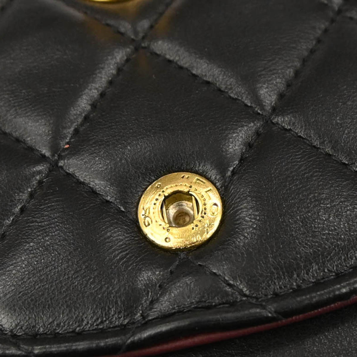 Chanel 2000-2002 Black Lambskin Medium Classic Double Flap Shoulder Bag