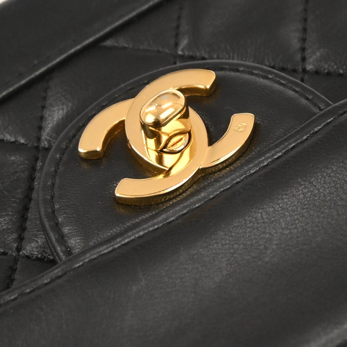 Chanel 1989-1991 Black Lambskin Shoulder Bag