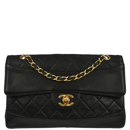 Chanel 1989-1991 Black Lambskin Shoulder Bag