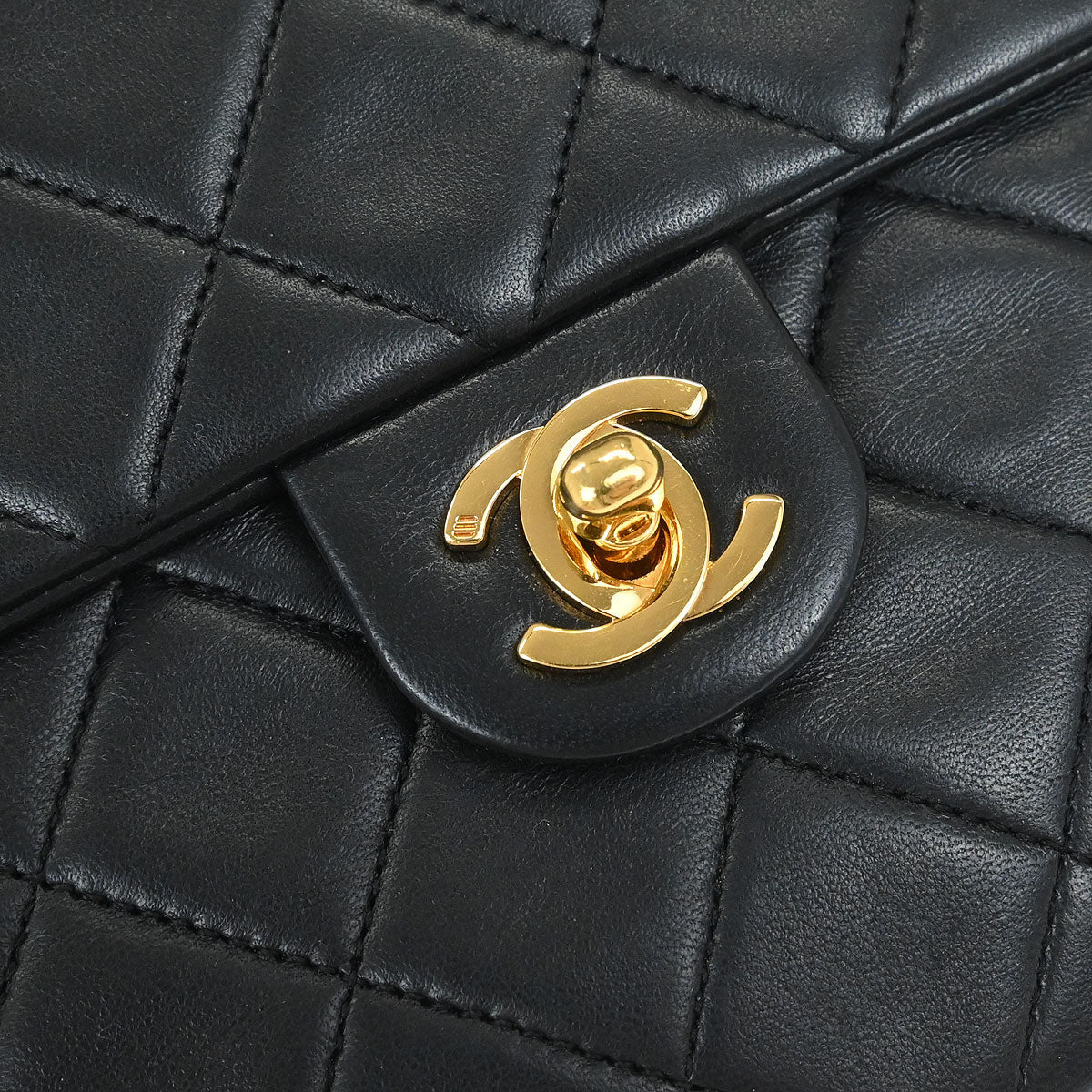 Chanel Black Lambskin Classic Square Flap Shoulder Bag 20