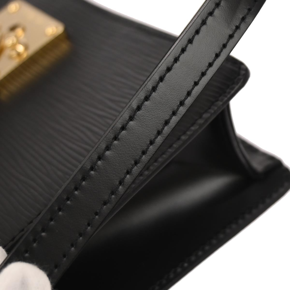 Louis Vuitton Black Epi Pochette Serie Dragonne Clutch Bag M52612