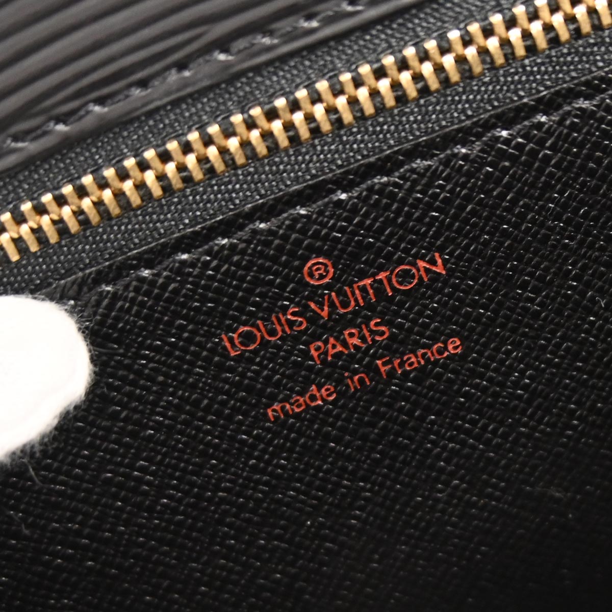 Louis Vuitton Black Epi Pochette Serie Dragonne Clutch Bag M52612