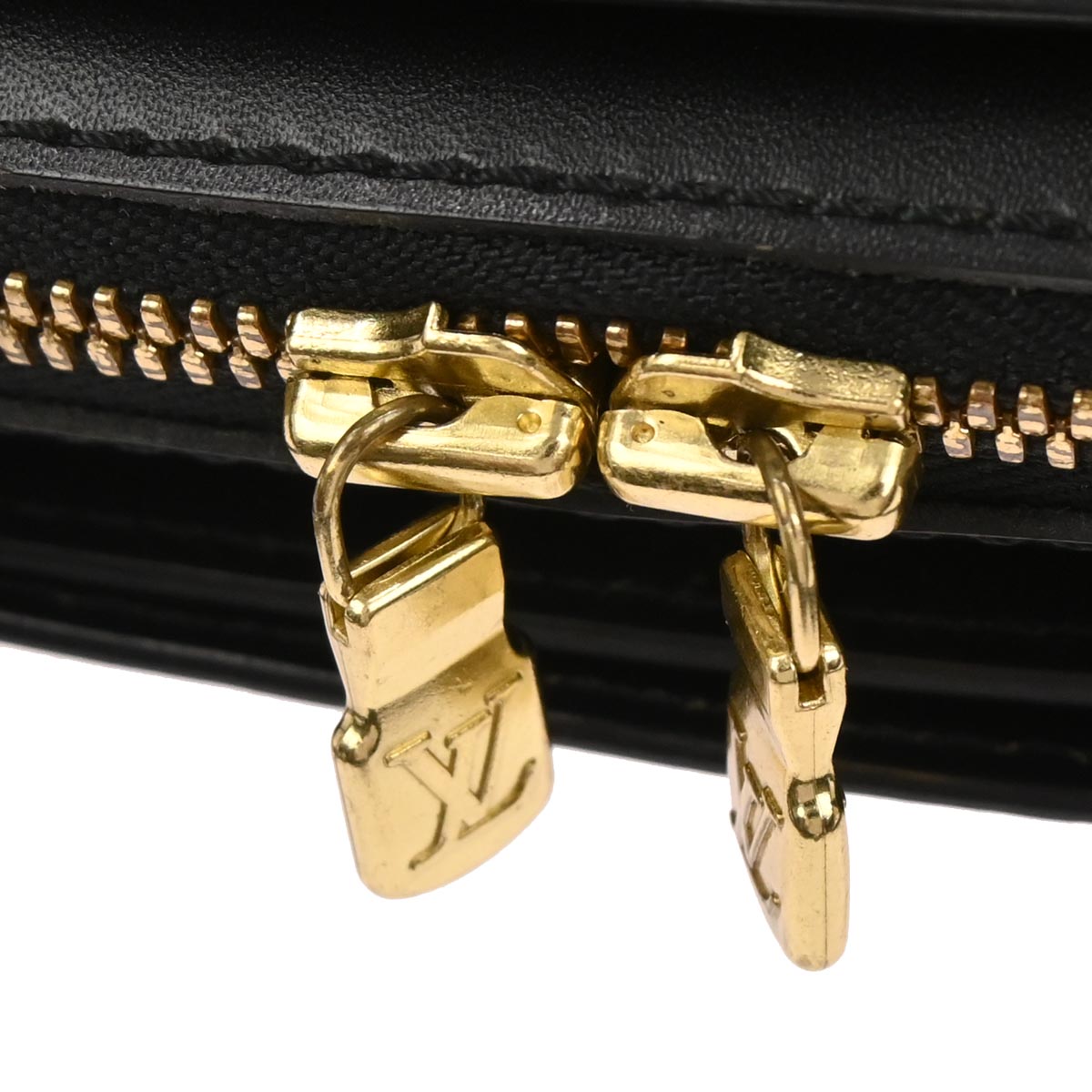 Louis Vuitton Black Epi Pont Neuf Handbag M52052