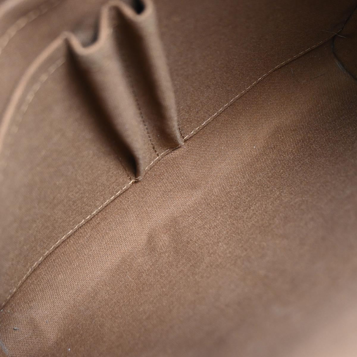 Louis Vuitton Monogram Trotteur Beaubourg Shoulder Bag M97037