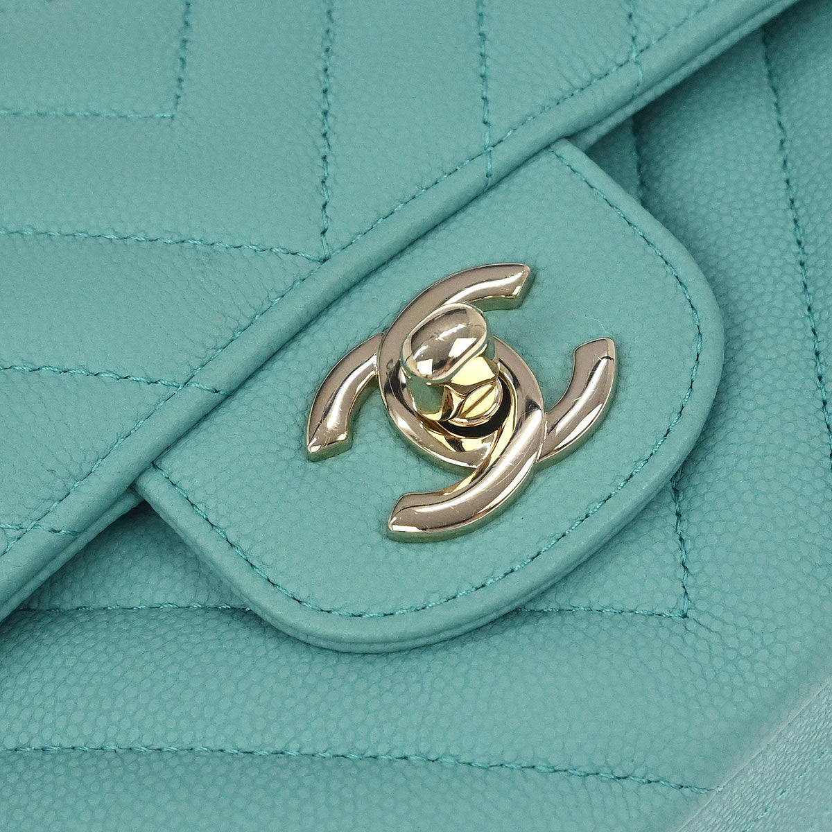 Chanel Green Caviar Skin Chevron Medium Classic Double Flap Shoulder Bag