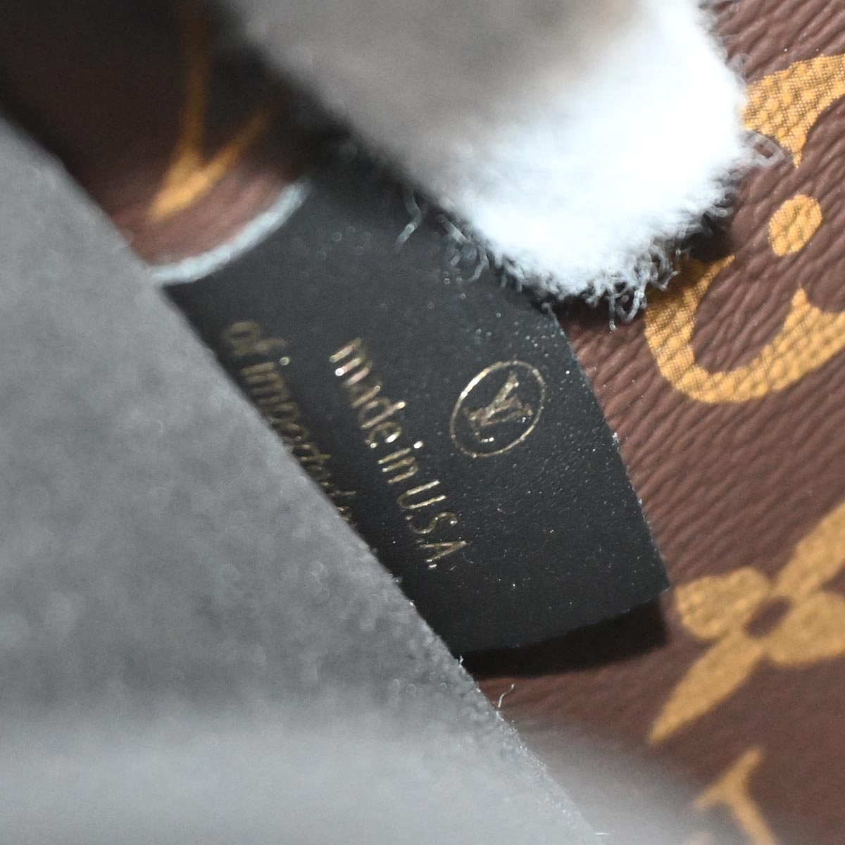 Louis Vuitton 2018 Monogram Neo Noe Shoulder Bag M44020