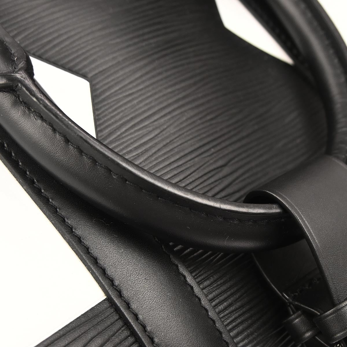 Louis Vuitton 2018 Black Epi Keepall Bandouliere 50 Handbag M52187