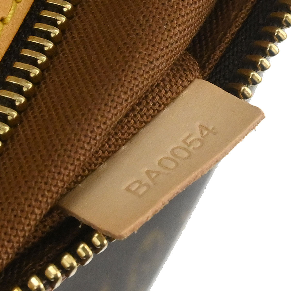 Louis Vuitton Monogram Alma Voyage GM Duffle Handbag M41445