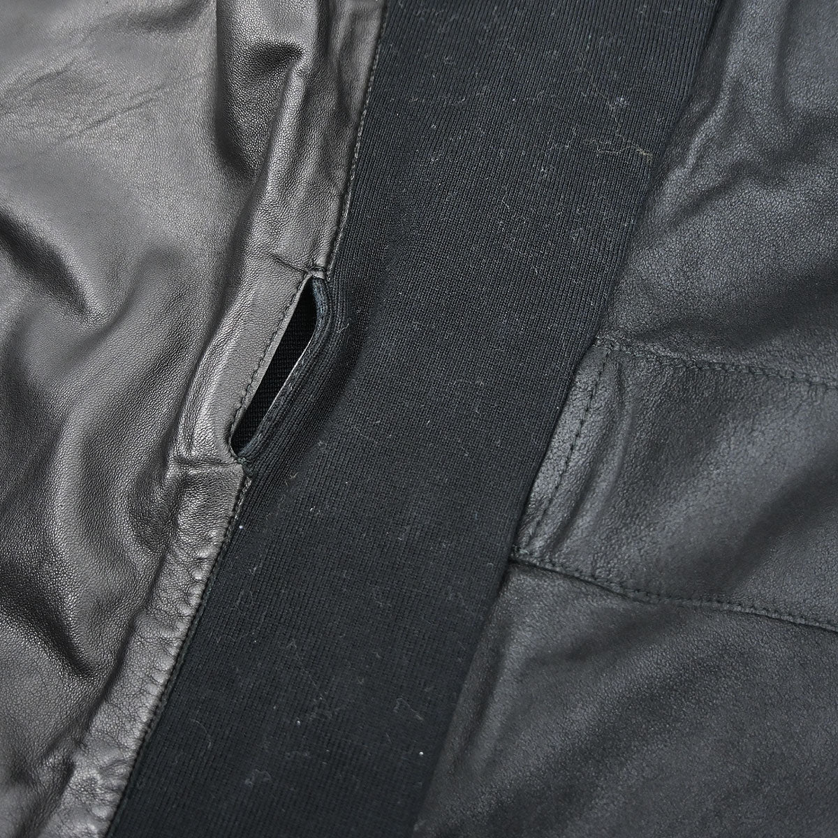 Gucci Zip Up Jacket Black #38