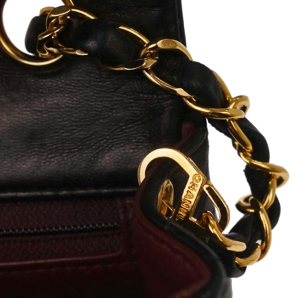 Chanel 1991-1994 Black Lambskin Classic Square Flap Shoulder Bag 20
