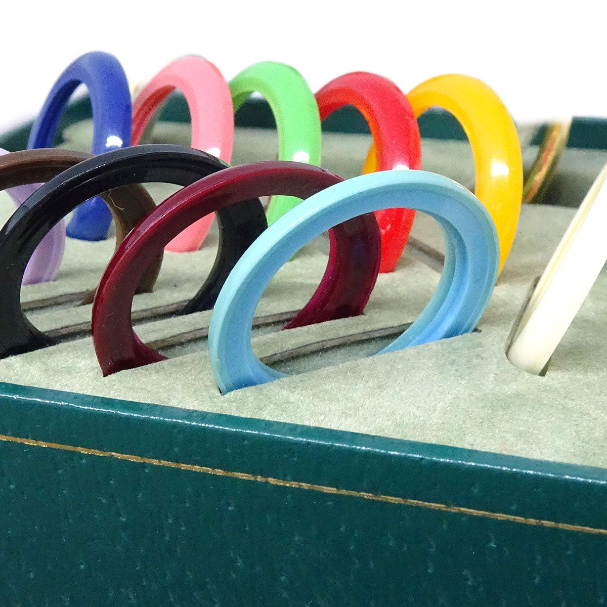 Gucci 11/12.2 Change Bezel Chameleon Quartz Watch SS