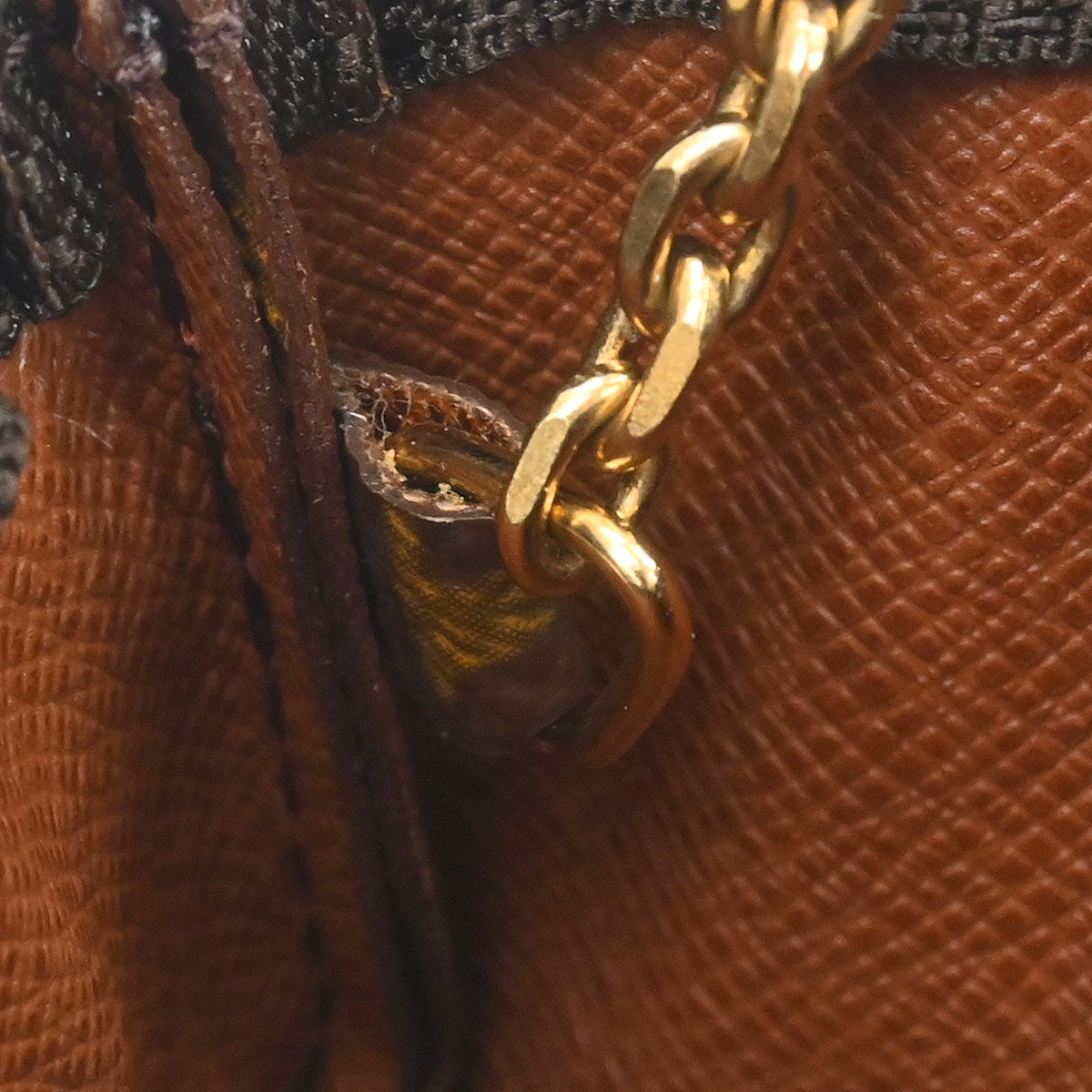 Louis Vuitton Monogram Pochette Cles Coin Purse M62650