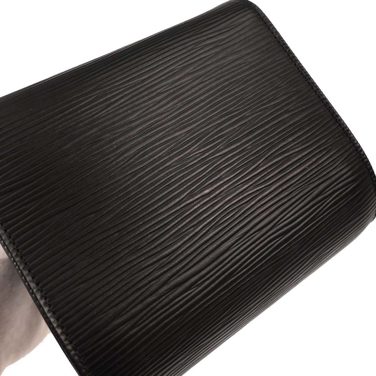 Louis Vuitton 1999 Black Epi Minuit Shoulder Bag M52392