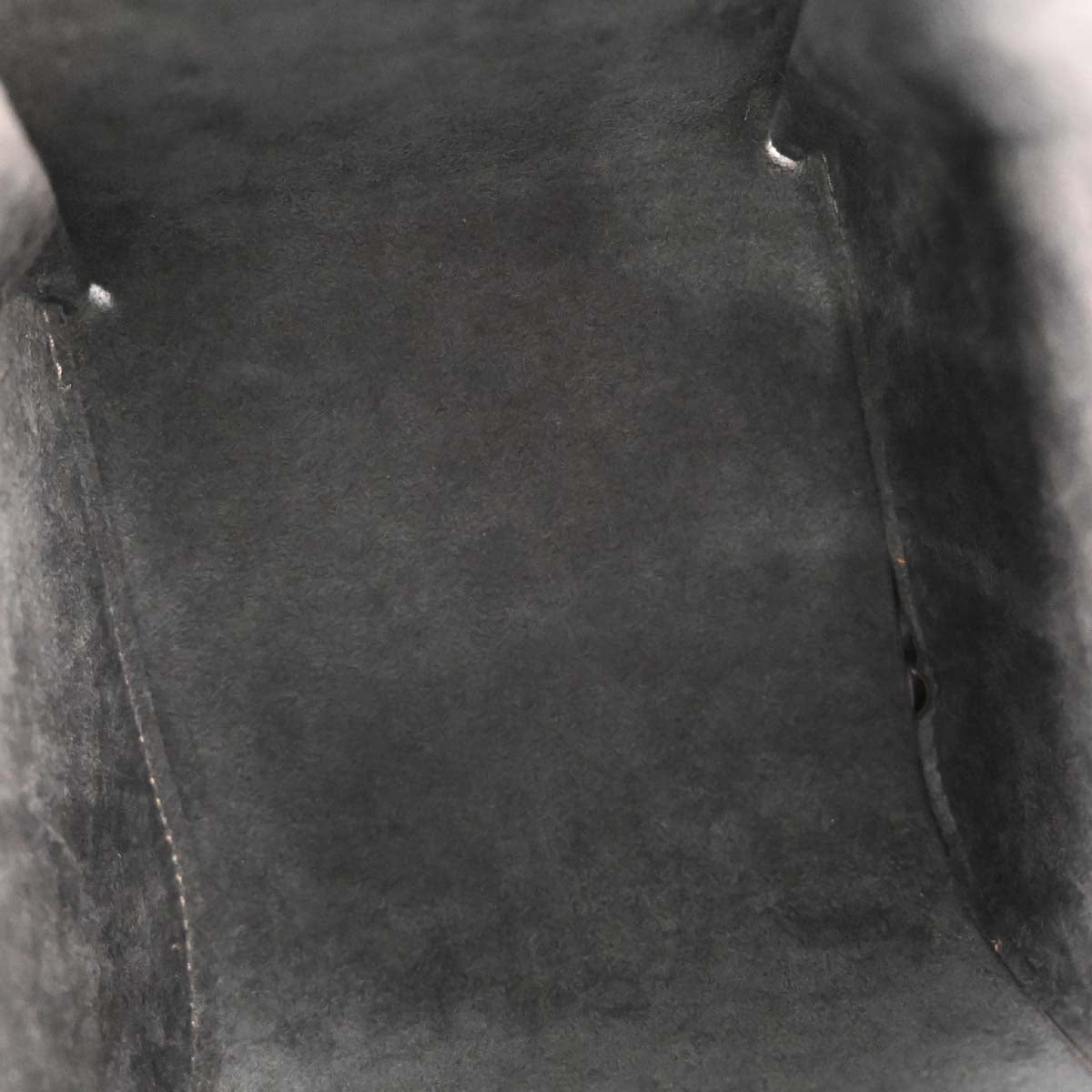 Louis Vuitton 1999 Black Epi Minuit Shoulder Bag M52392