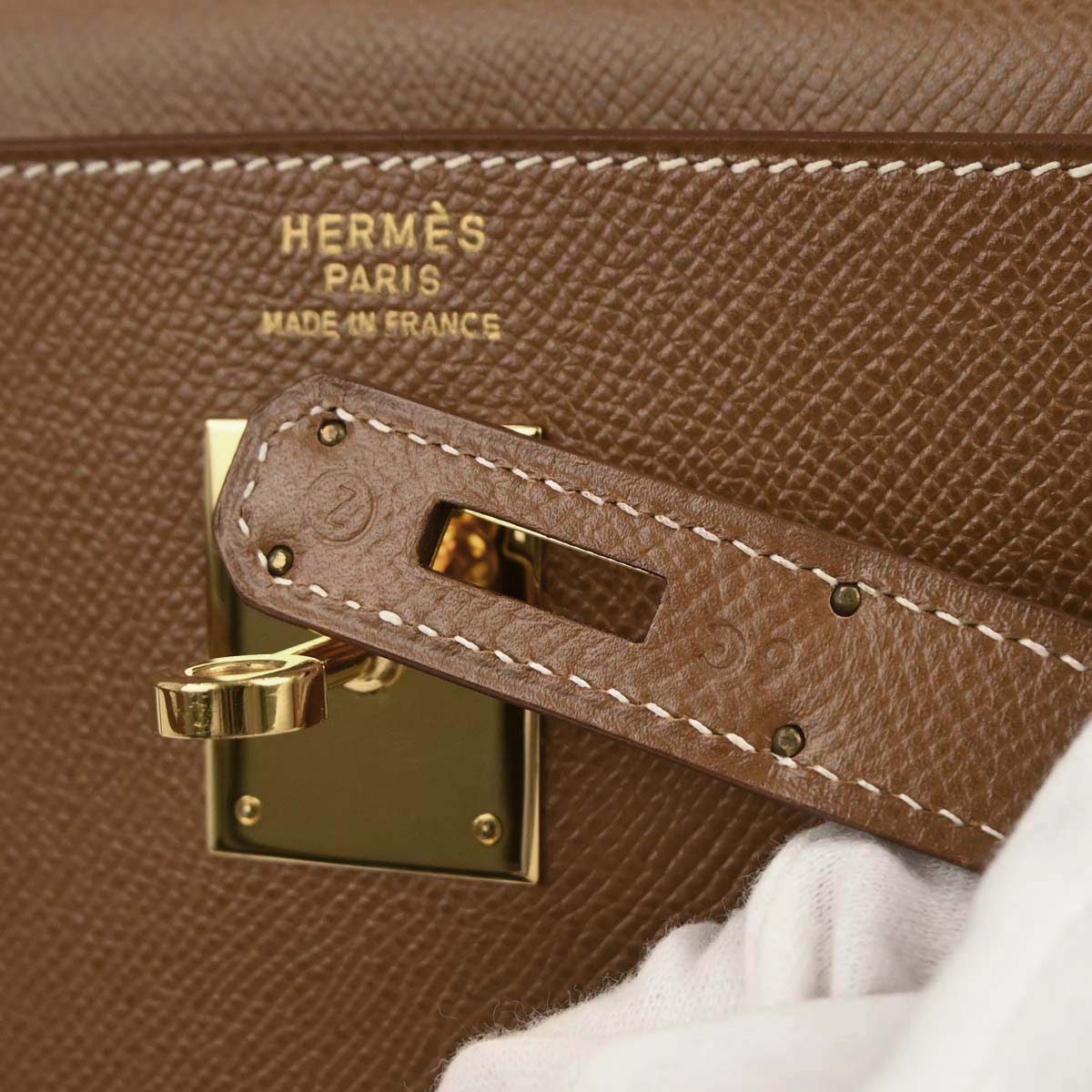 Hermes Gold Courchevel Kelly 35 Retourne 2way Shoulder Handbag