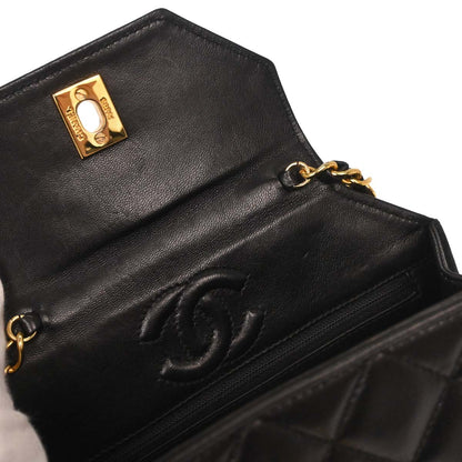 Chanel 1989-1991 Black Lambskin Octagon Shoulder Bag
