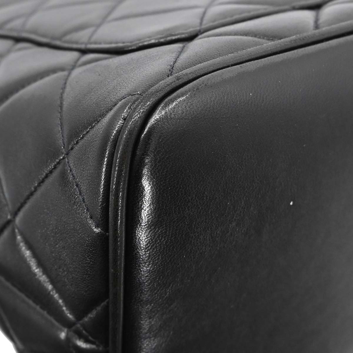 Chanel 1997-1999 Black Lambskin Medallion Tote Handbag