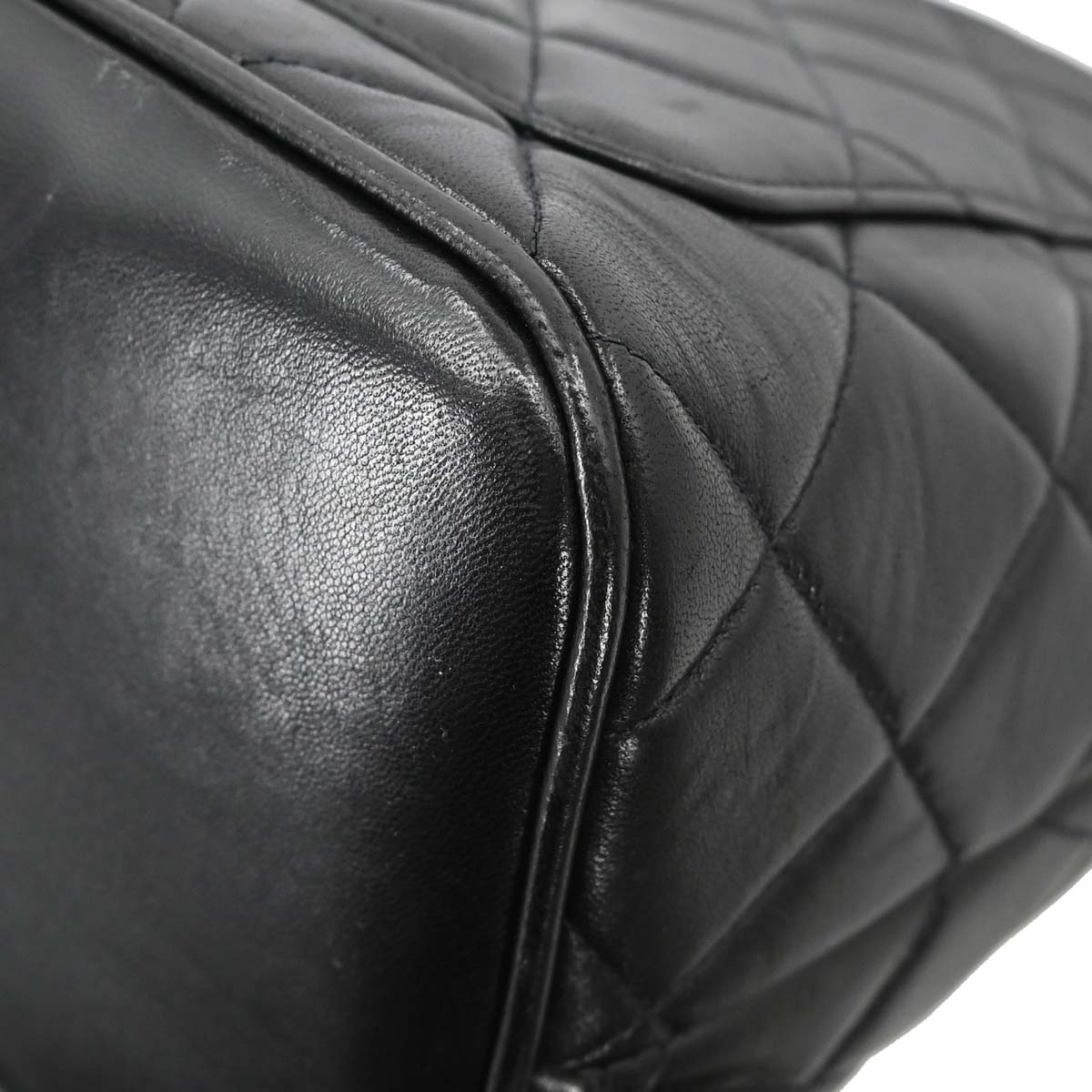 Chanel 1997-1999 Black Lambskin Medallion Tote Handbag