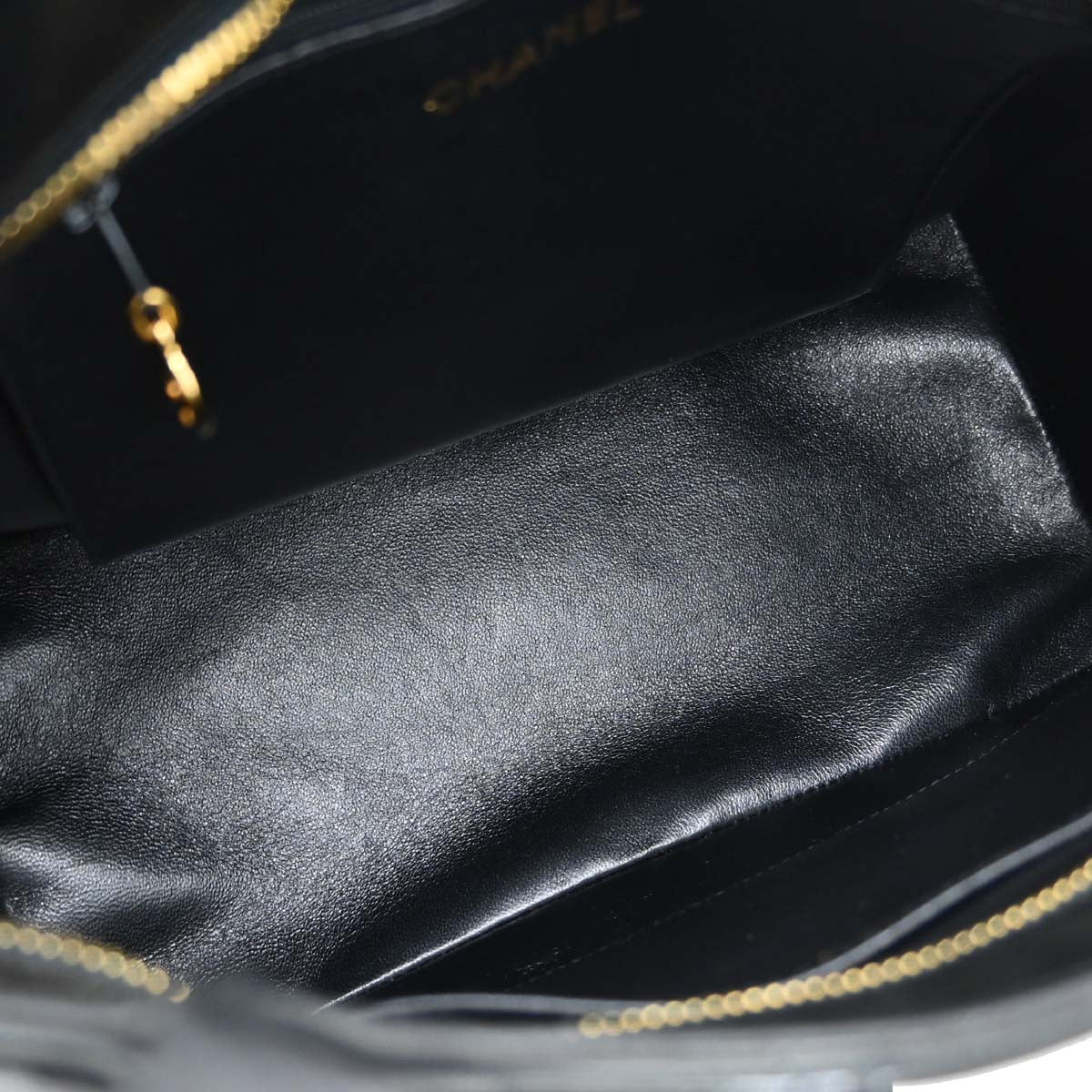 Chanel 1997-1999 Black Lambskin Medallion Tote Handbag