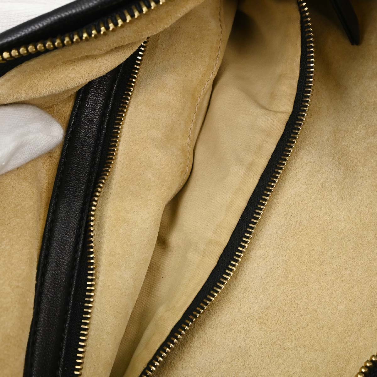 Bottega Veneta Black Lambskin Intrecciato Hobo Handbag
