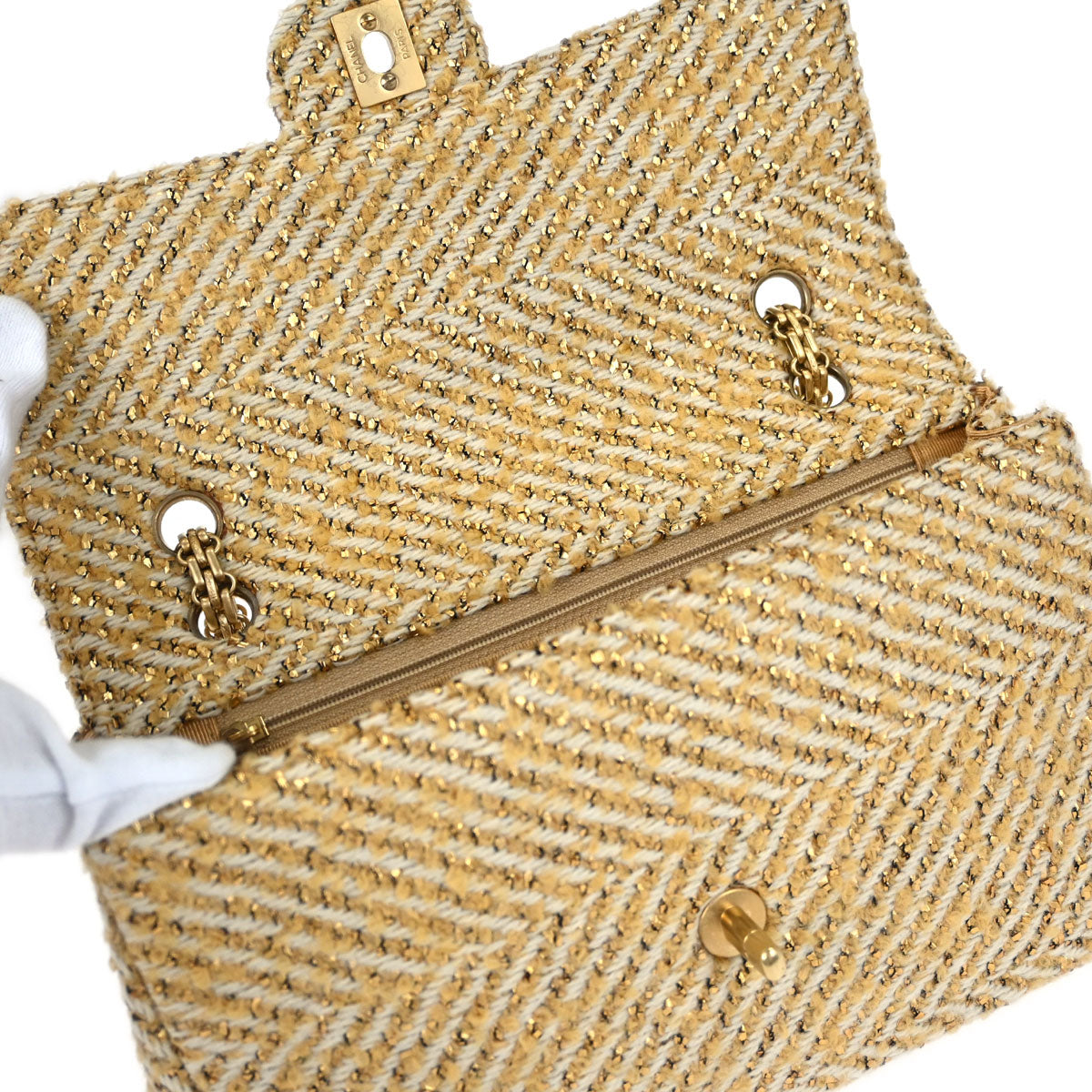 Chanel 2000-2002 Gold White Tweed Medium Single Flap Shoulder Bag