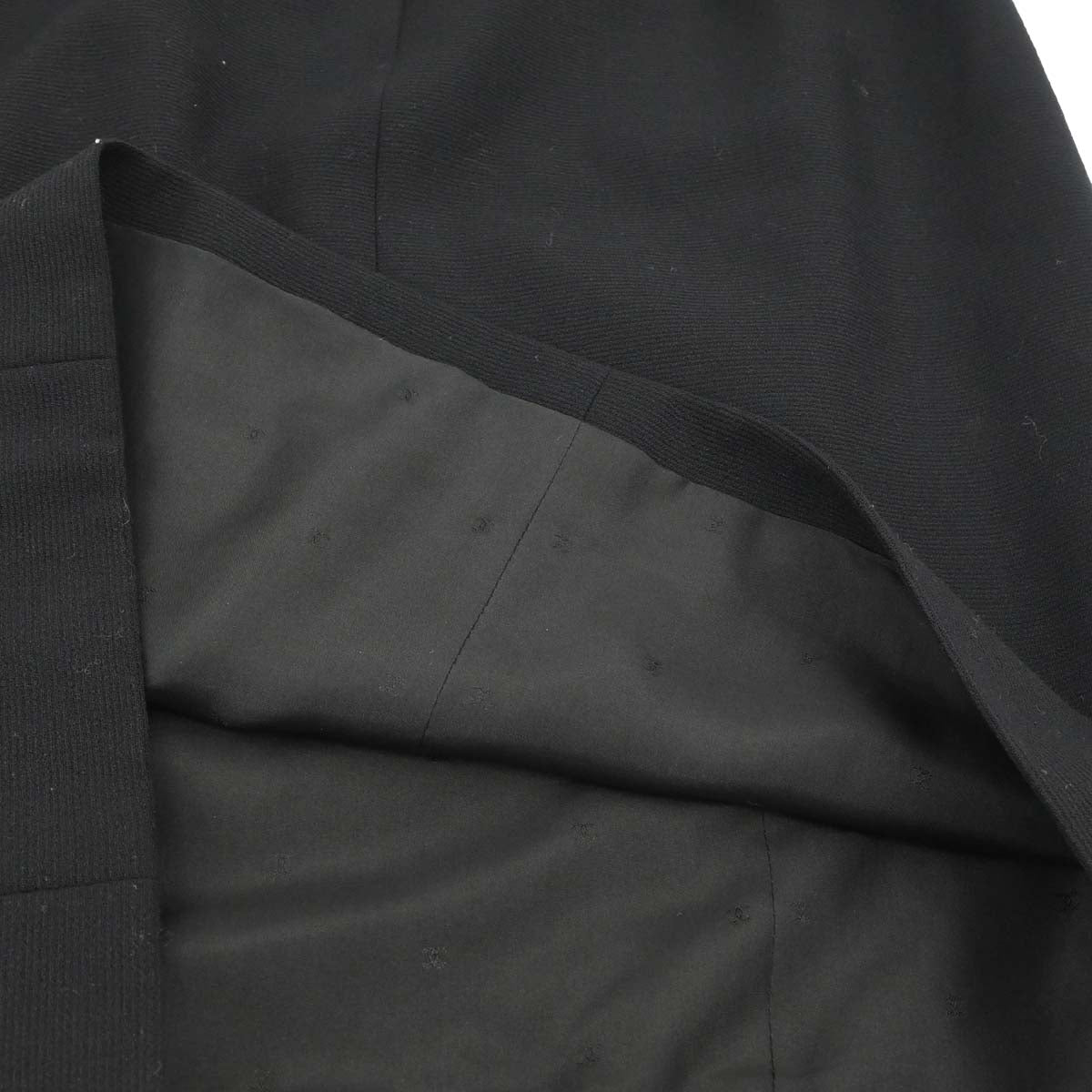 Chanel 1995 Skirt Black #40