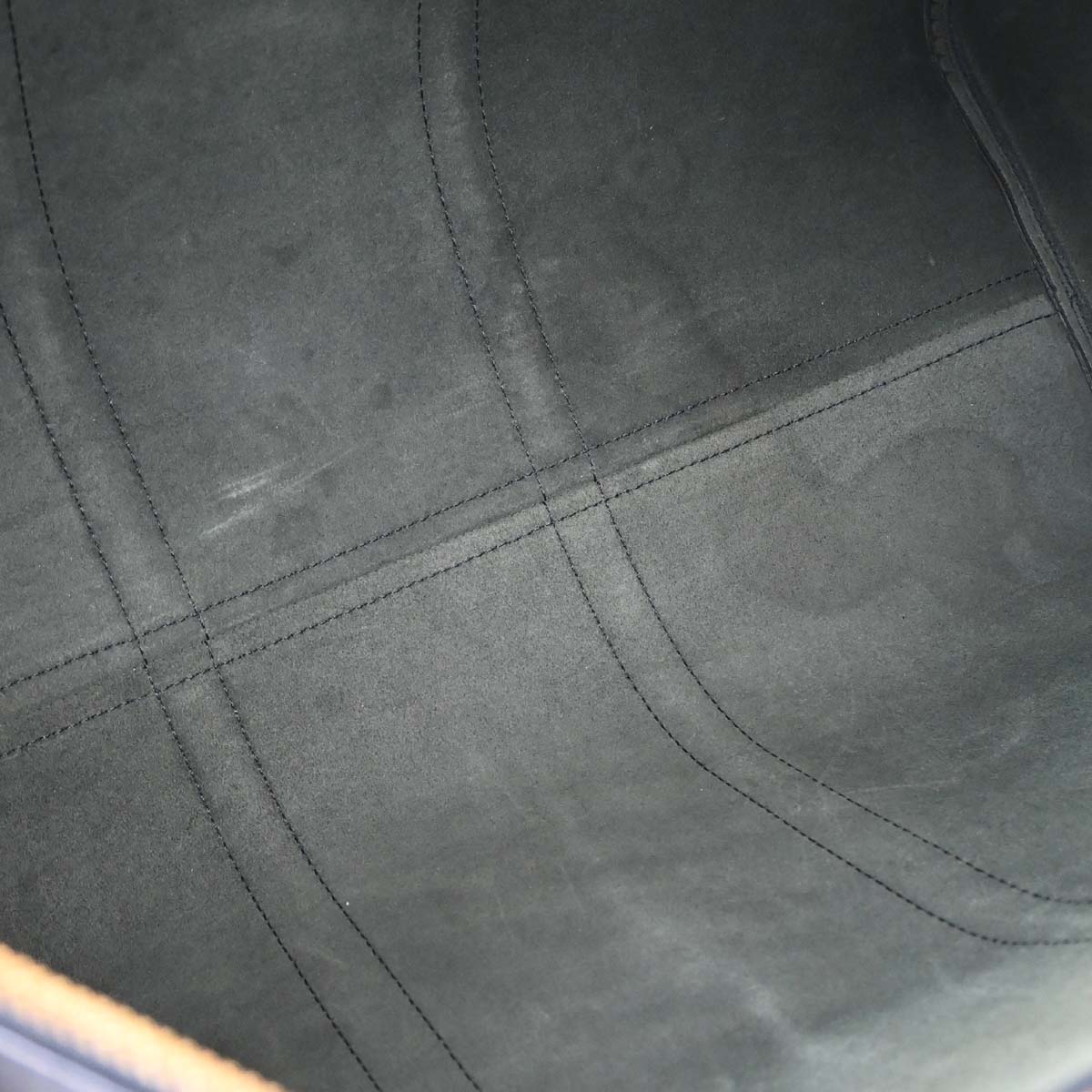 Louis Vuitton 1997 Black Epi Keepall 50 Travel Handbag M42962