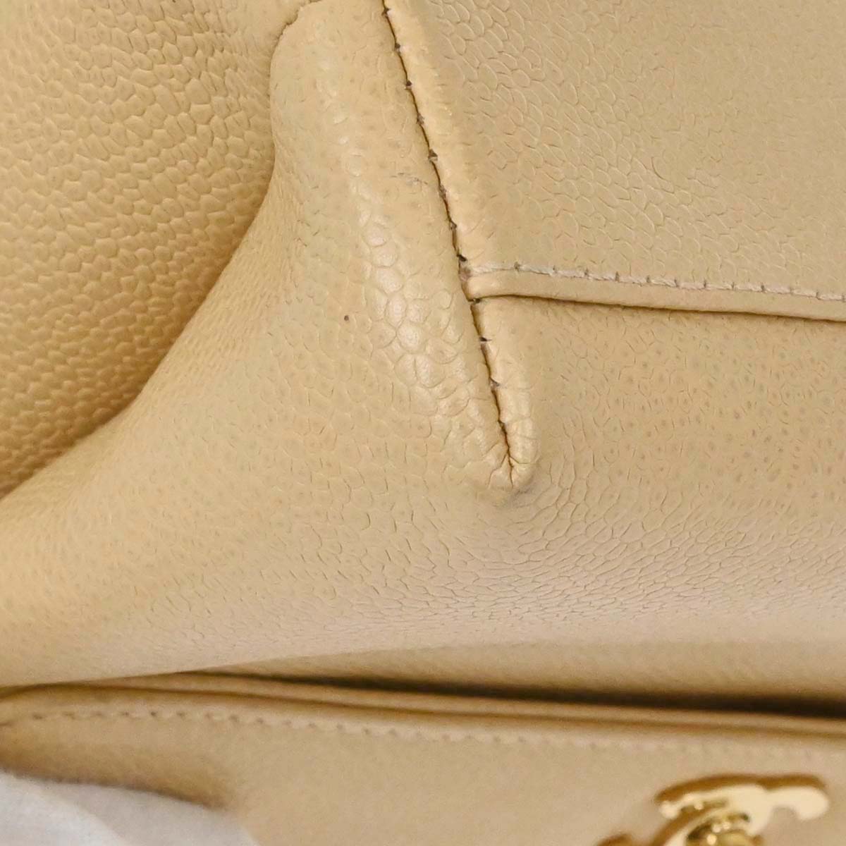 Chanel 1997-1999 Beige Caviar Skin Kelly Top Handle Handbag