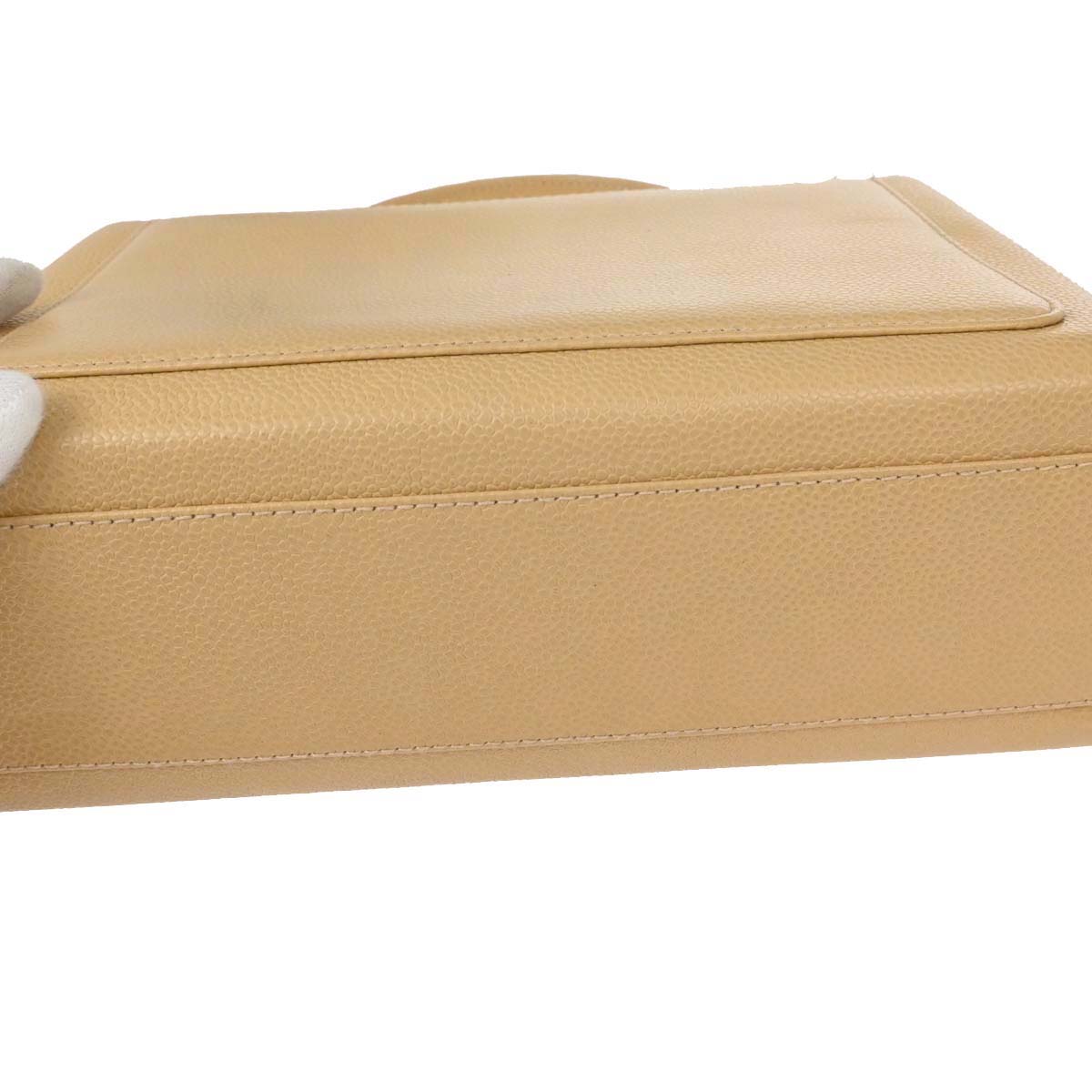 Chanel 1997-1999 Beige Caviar Skin Kelly Top Handle Handbag