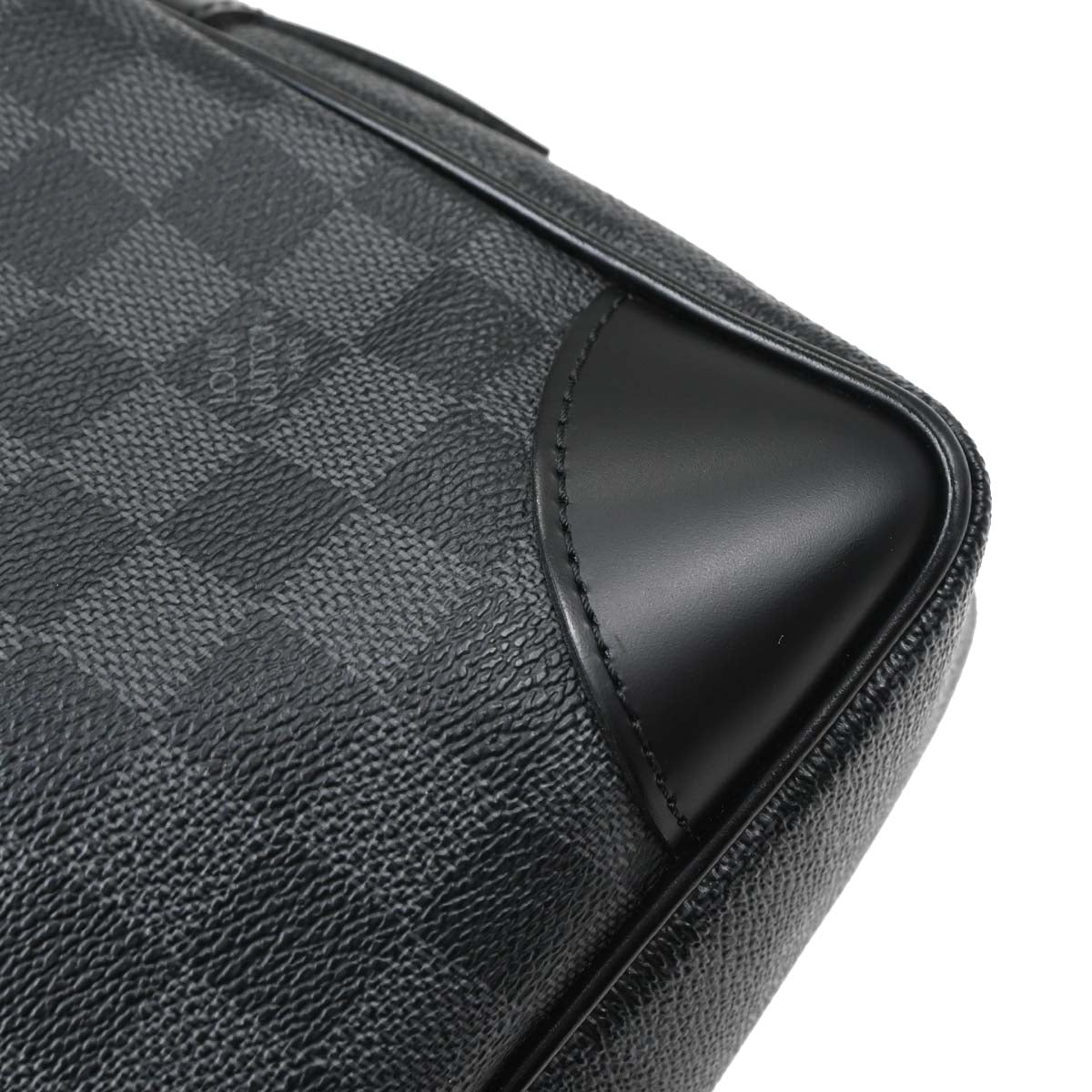 Louis Vuitton 2009 Damier Porte Documents Voyage Handbag N41125