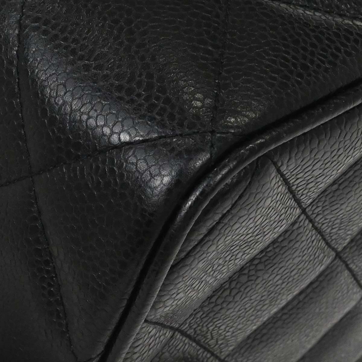 Chanel 1991-1994 Black Caviar Skin Camera Bag Small