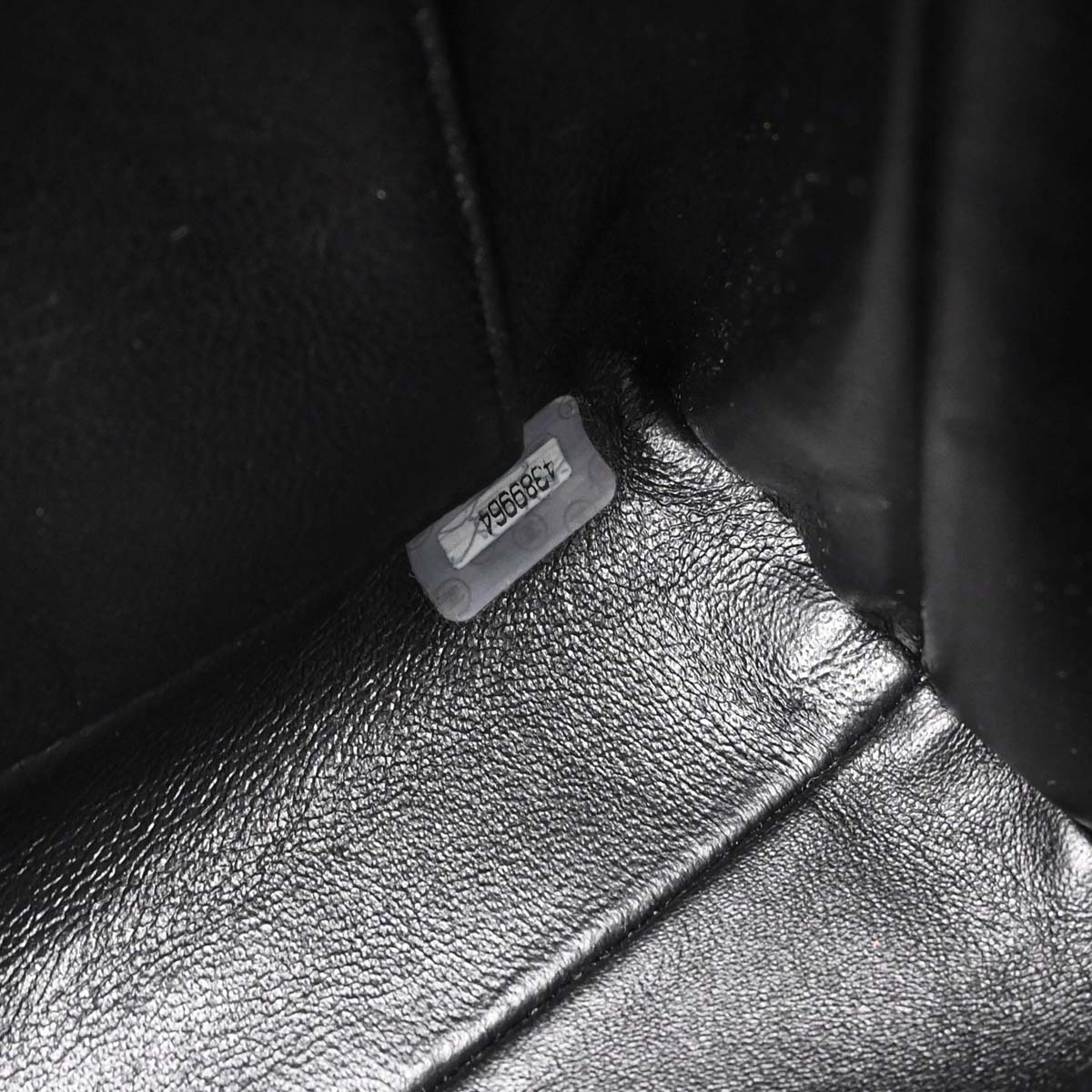 Chanel 1996-1997 Black Caviar Skin Shoulder Bag