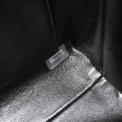 Chanel 1996-1997 Black Caviar Skin Shoulder Bag