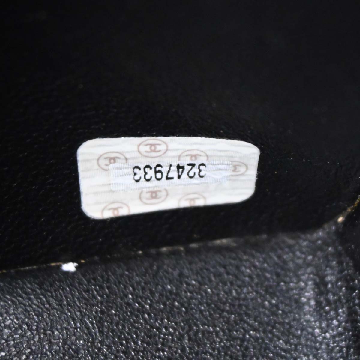 Chanel 1994-1996 Black Caviar Skin Medium Diana Shoulder Bag
