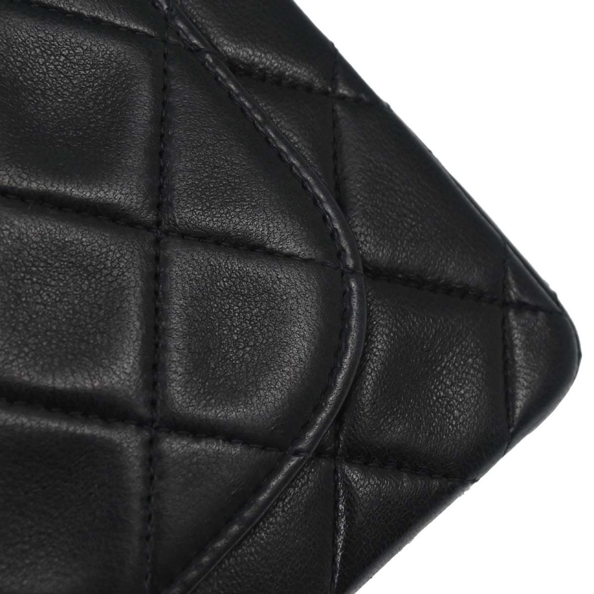Chanel 1994-1996 Black Lambskin Mini Classic Square Flap Shoulder Bag 17