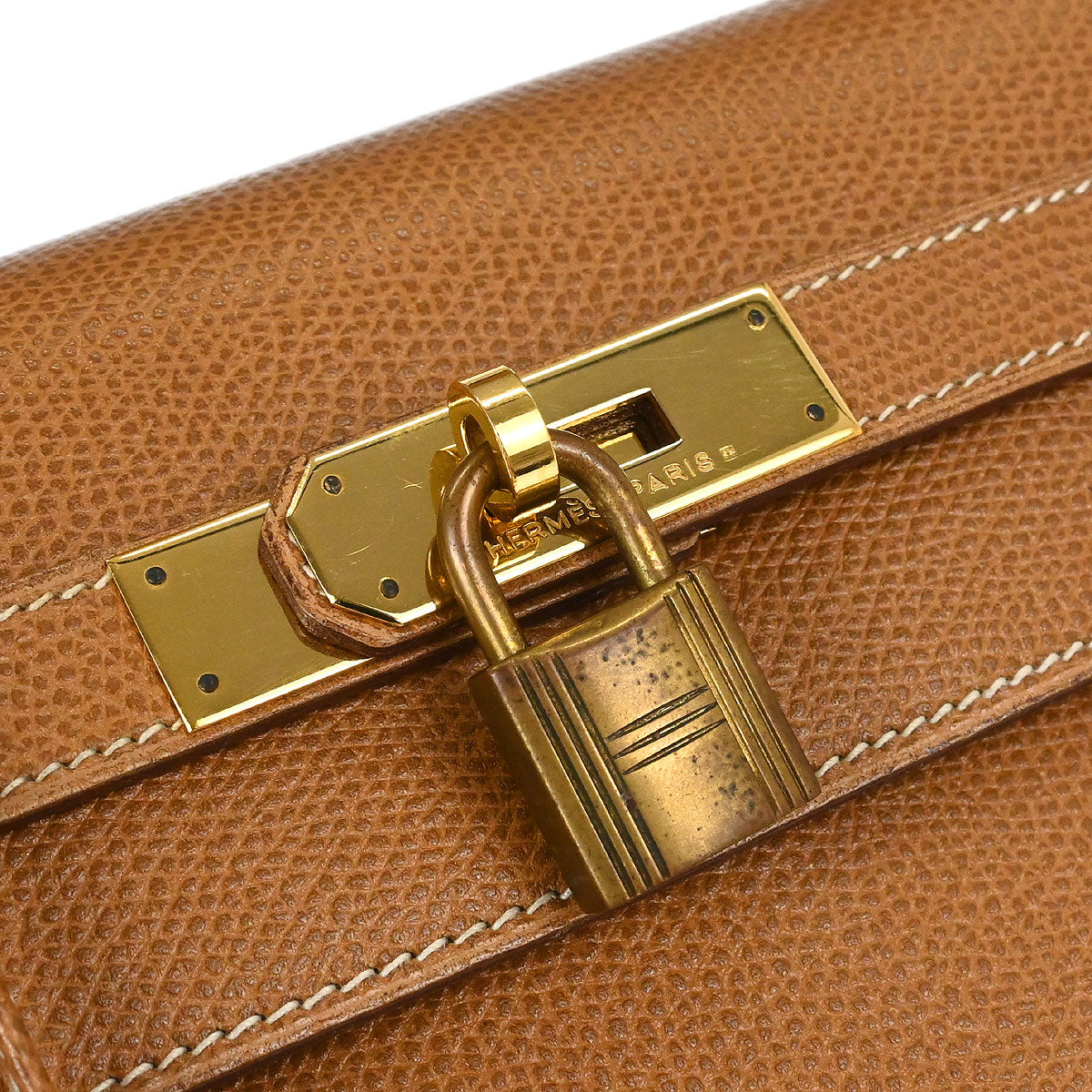 Hermes Gold Courchevel Kelly 32 Sellier Handbag