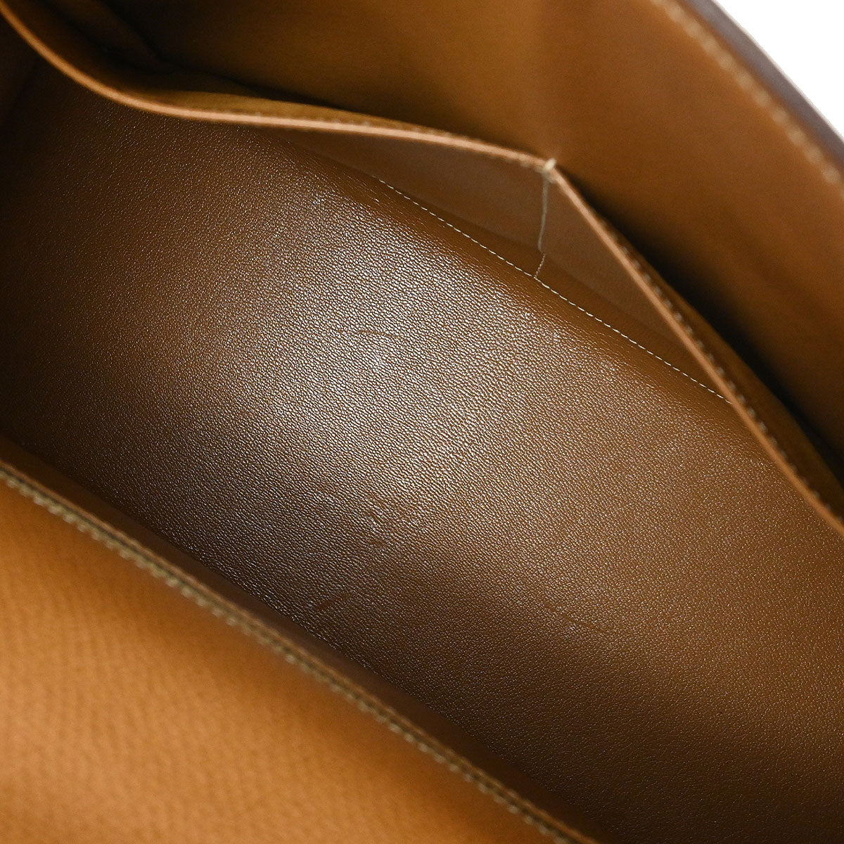 Hermes Gold Courchevel Kelly 32 Sellier Handbag