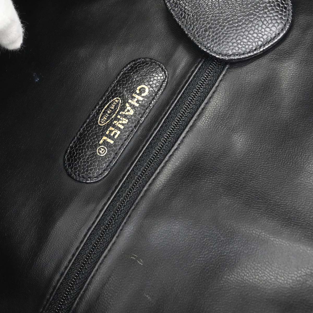 Chanel 1997-1999 Black Caviar Skin 2way Shoulder Duffle Handbag