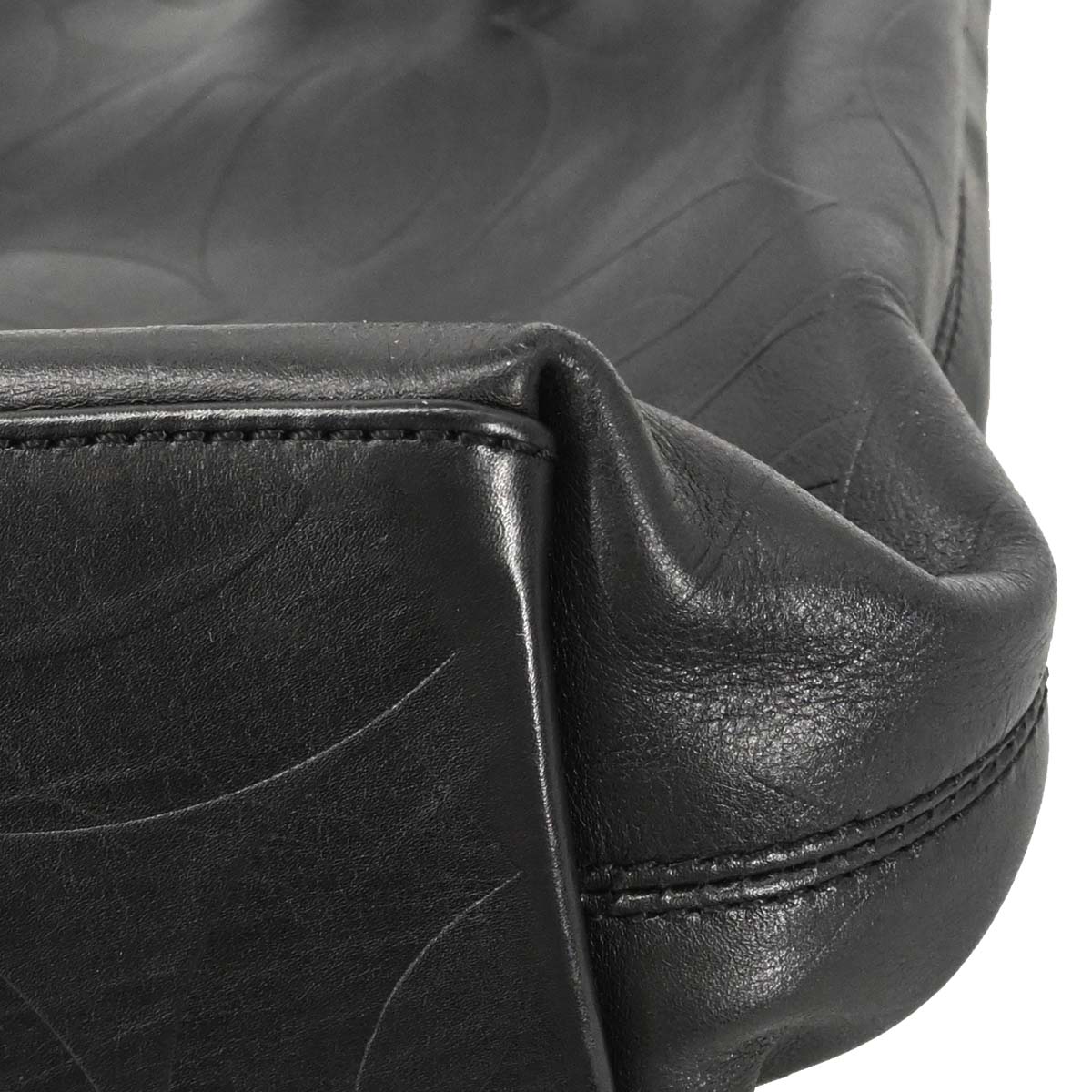 Chanel 2000-2002 Black Lambskin Tote Handbag