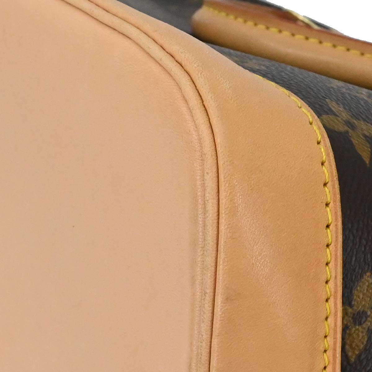 Louis Vuitton 2004 Monogram Alma Handbag M51130